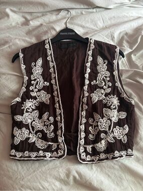 Zara Chocolate Brown Sleeveless Open Vest with White Trim 100% cotton